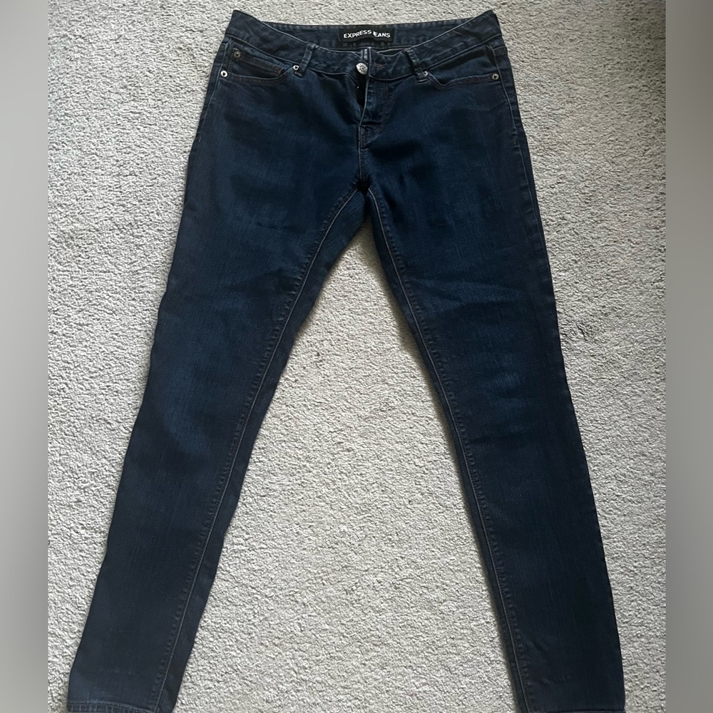 Express Women’s Stella Low Rise Jean Leggings. Size 8R